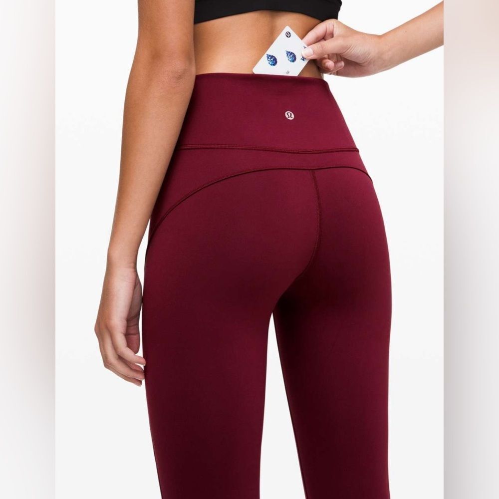 Lululemon in movement leggings